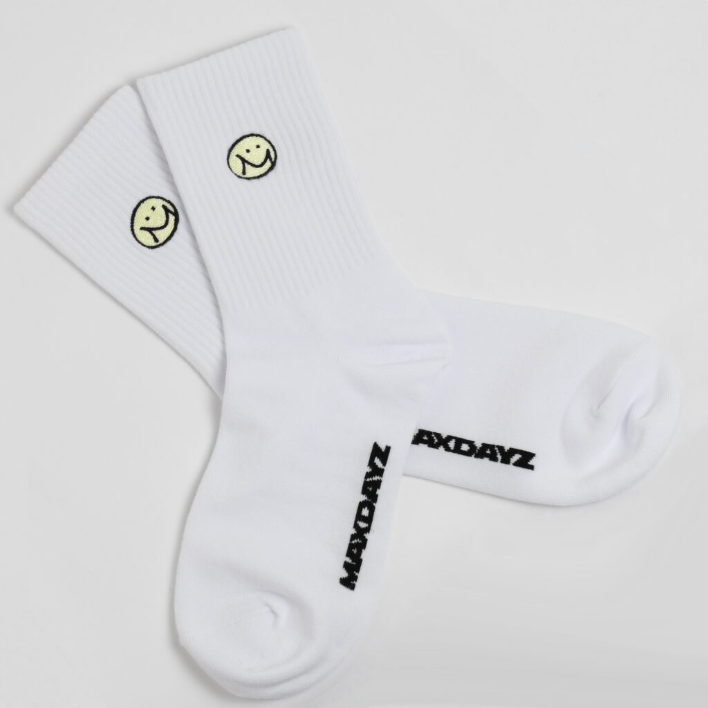 magic days white pair