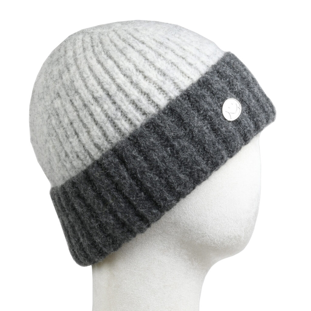 due beanie side